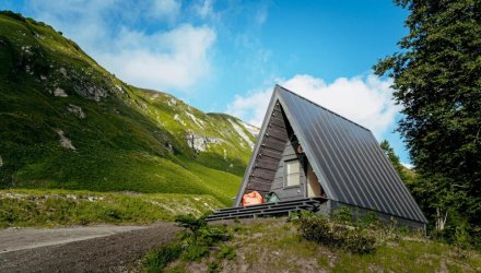 Slow down among the peaks: up to 20% discount at Nahazo